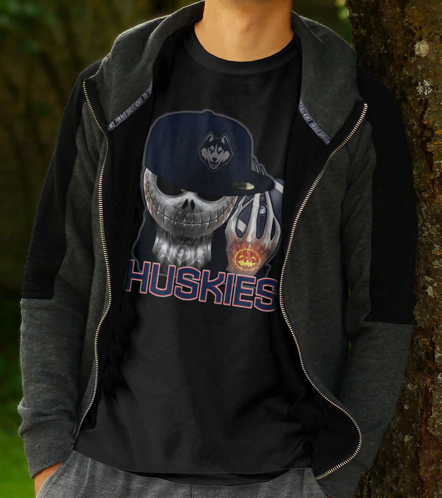 Jackskull Huskies Basketball Halloween Huskies T-Shirt