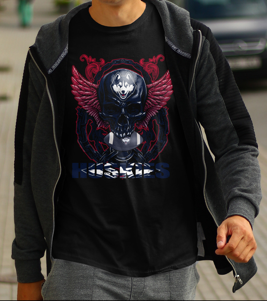 Huskies Skullfb Connecticut Winged Skull With Husky T-Shirt