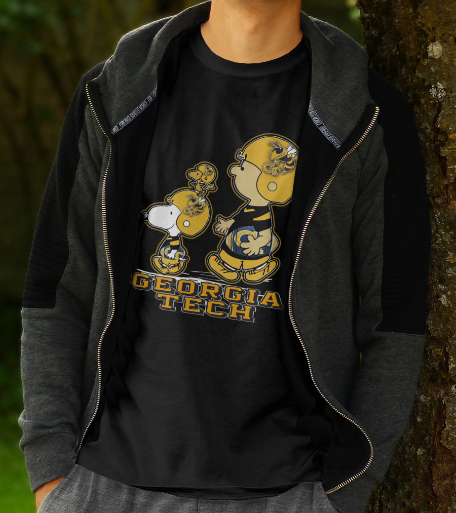 Snpfootball Georgia Tech Yellow Jackets Charlie Brown And Snoopy Football Gear T-Shirt