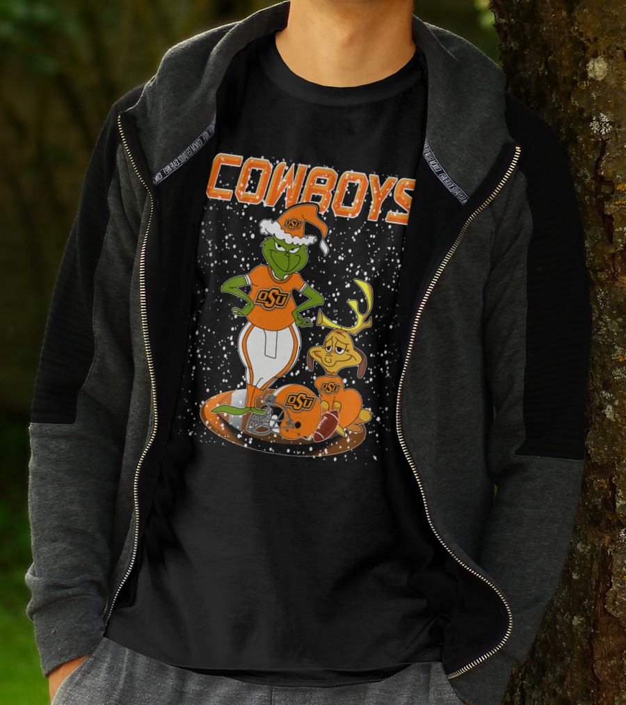 Grinchxmas OSU Cowboys Snowy Holiday Football T-Shirt