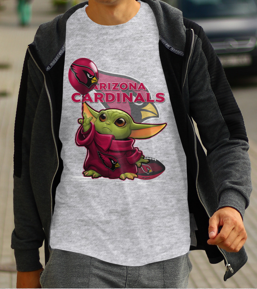 Yoda Holding Arizona Cardinals Balloon And Football With Team T-Shirt