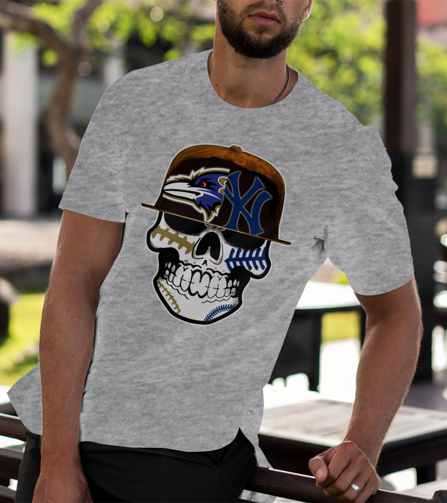 Baltimore Ravens New York Yankees Skull Hat T-Shirt