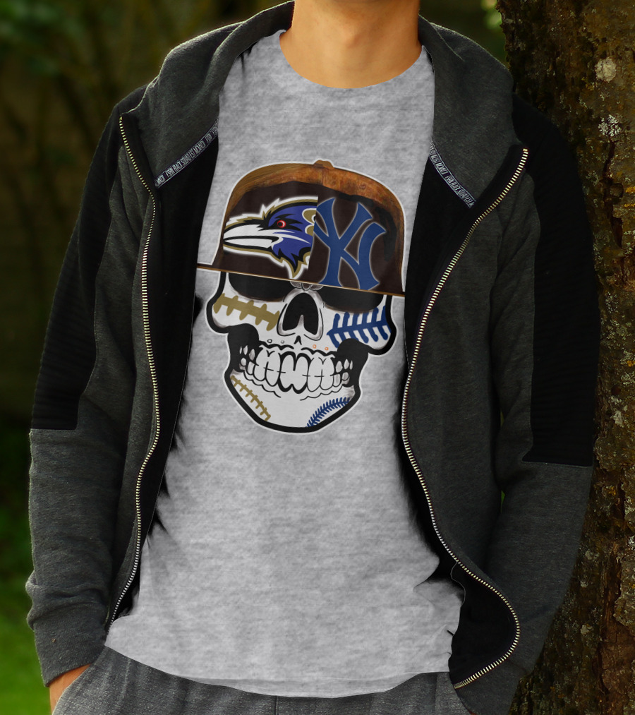 Baltimore Ravens New York Yankees Skull Hat T-Shirt