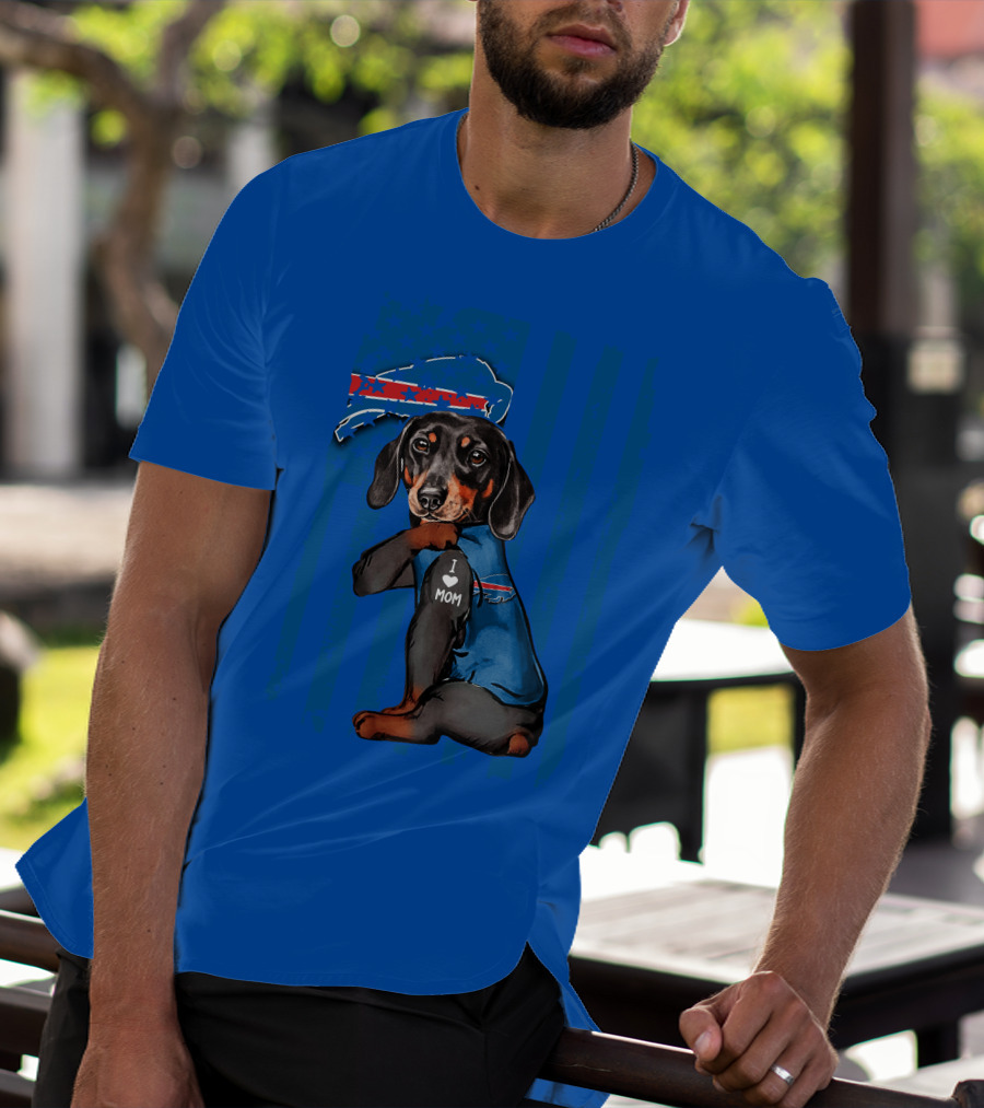 Dachshund Wearing Buffalo Bills Gear I Love Mom T-Shirt