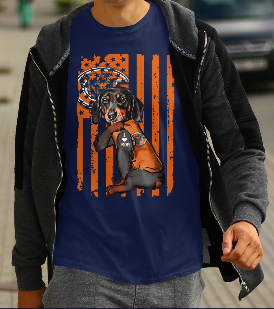 Dachshund I Love Mom Chicago Bears Fan Orange Flag T-Shirt