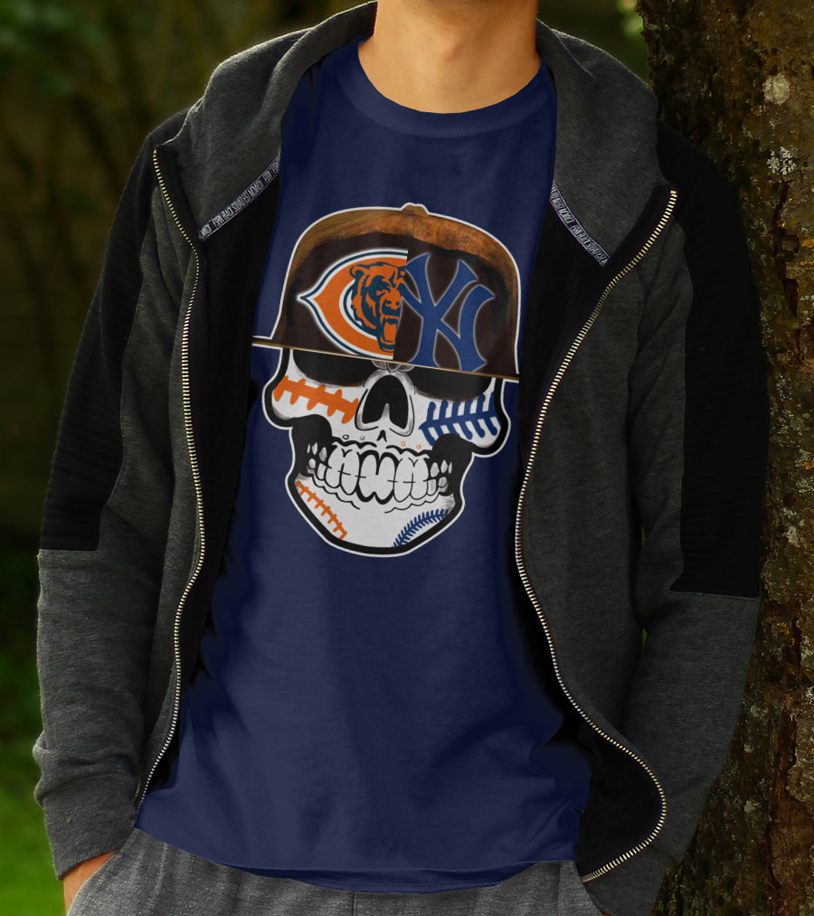 Chicago Bears Yankees Skull Football Baseball Fusion T-Shirt