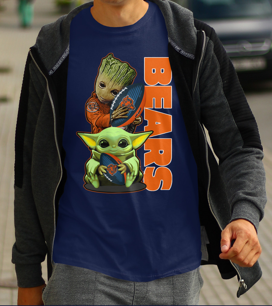 Grzd CHICAGO BEARS Baby Groot And Baby Yoda Football T-Shirt