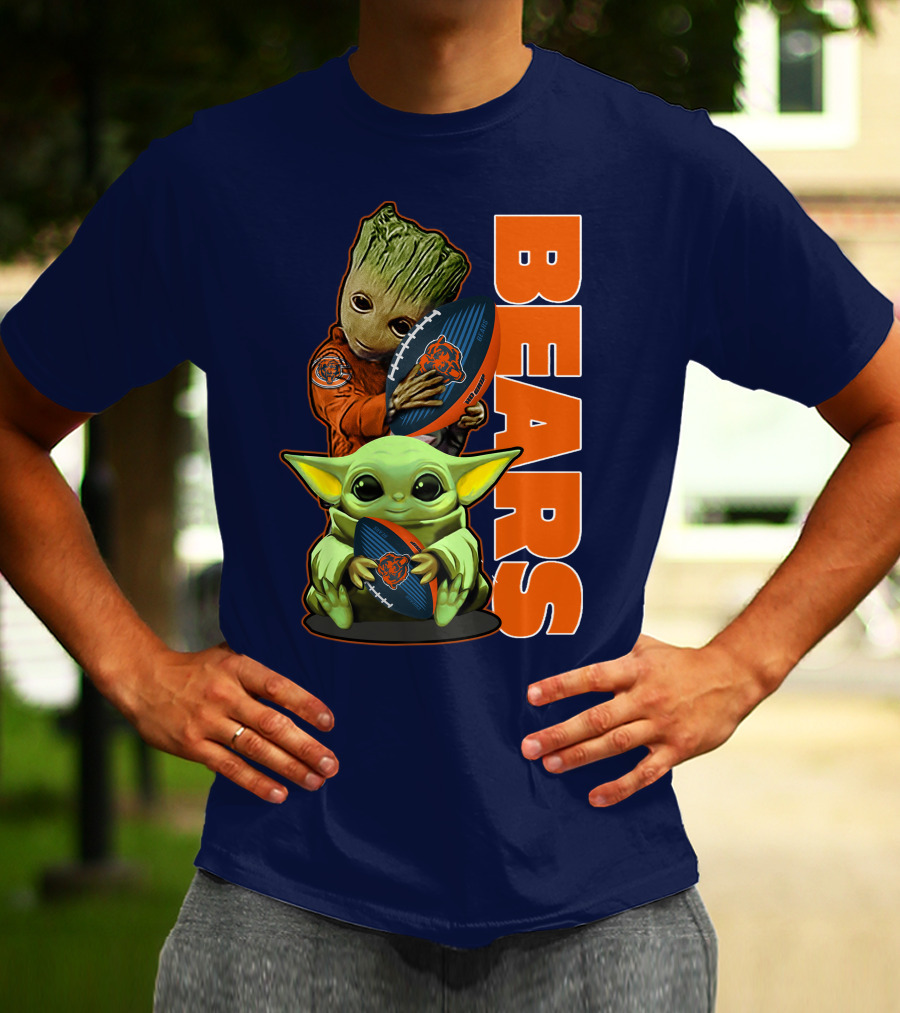 Grzd CHICAGO BEARS Baby Groot And Baby Yoda Football T-Shirt
