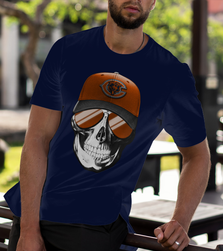 Skull V7 Chicago Bears Cap And Sunglasses T-Shirt