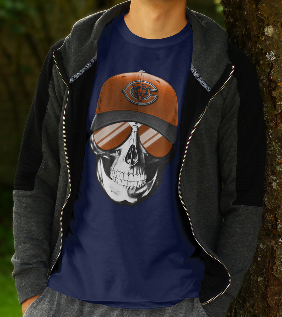 Skull V7 Chicago Bears Cap And Sunglasses T-Shirt