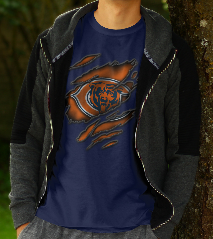 Torn Chicago Bears Logo With Bear Face And Claw Marks T-Shirt