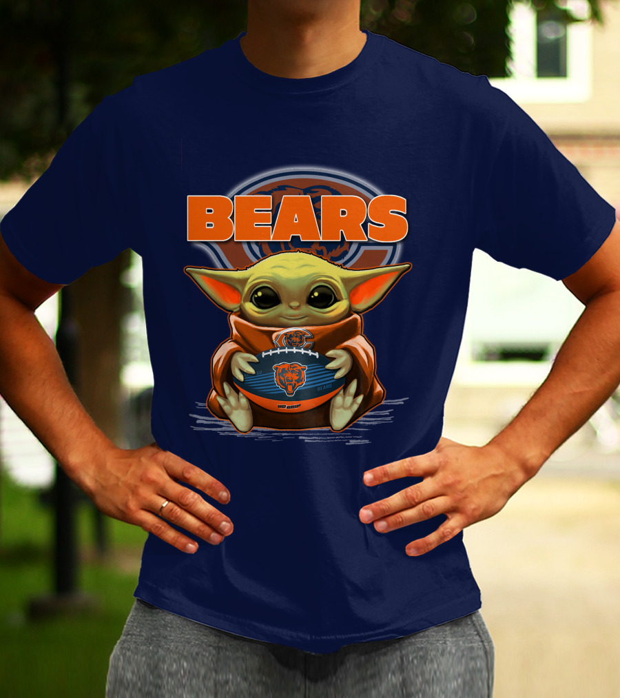 Yoda BEARS Baby Holding Chicago Football T-Shirt
