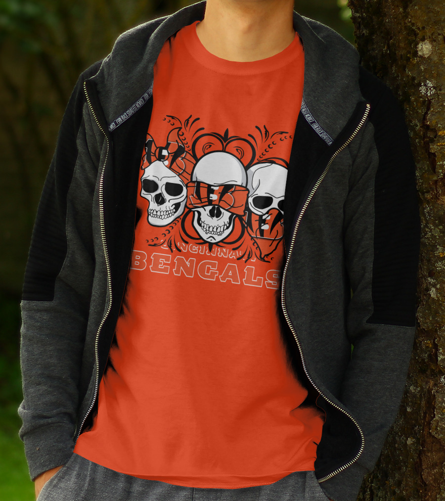 Cincinnati Bengals 3 Skull Motif T-Shirt