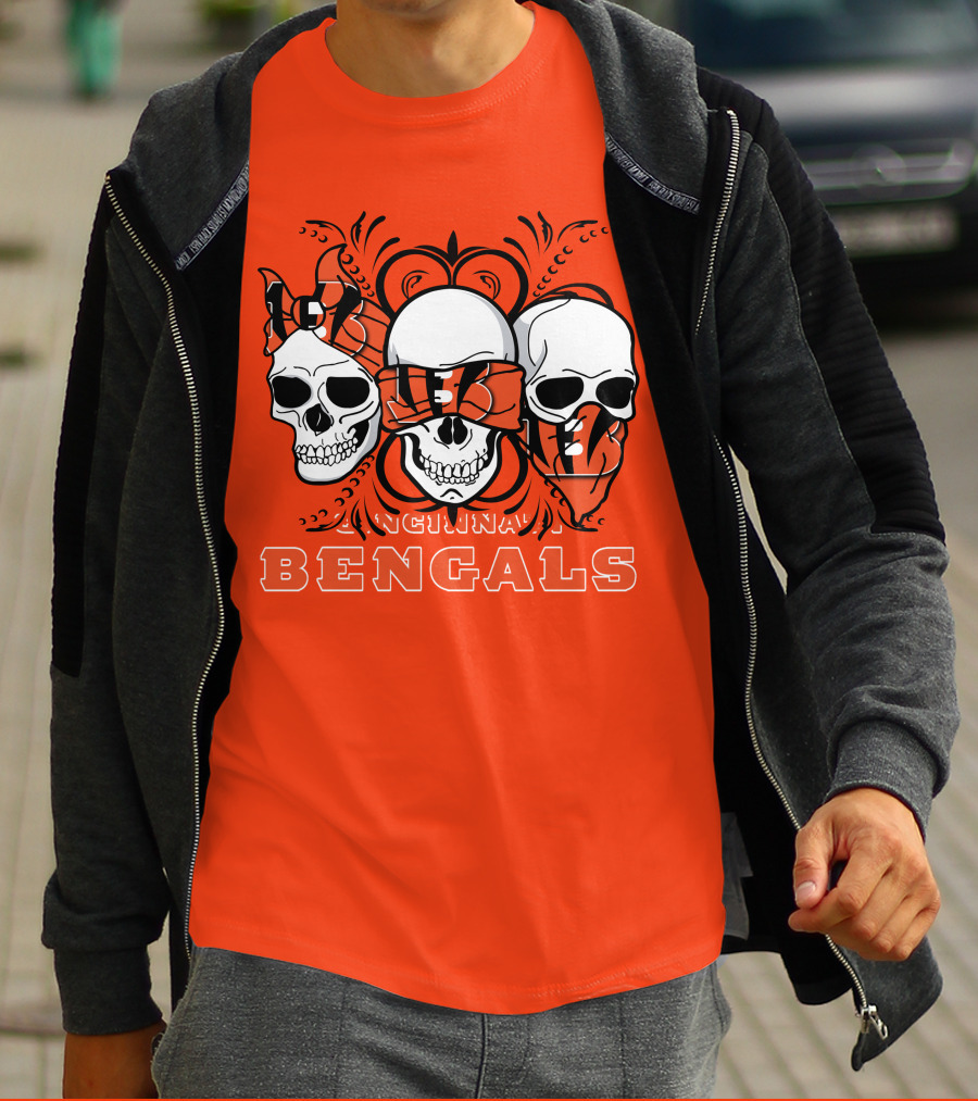 Cincinnati Bengals 3 Skull Motif T-Shirt