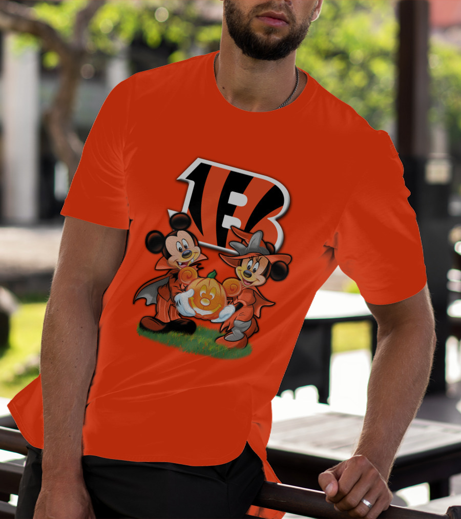 Cincinnati Bengals Halloween Mickey Minnie Pumpkin T-Shirt