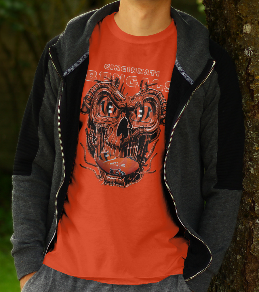 CINCINNATI BENGALS Dragonskull Football T-Shirt