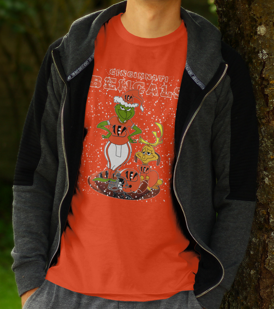 Cincinnati Bengals Grinch Holiday Football Mischief T-Shirt