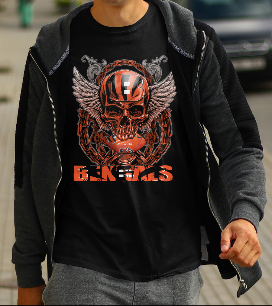 Cincinnati Bengals Winged Skull Football T-Shirt