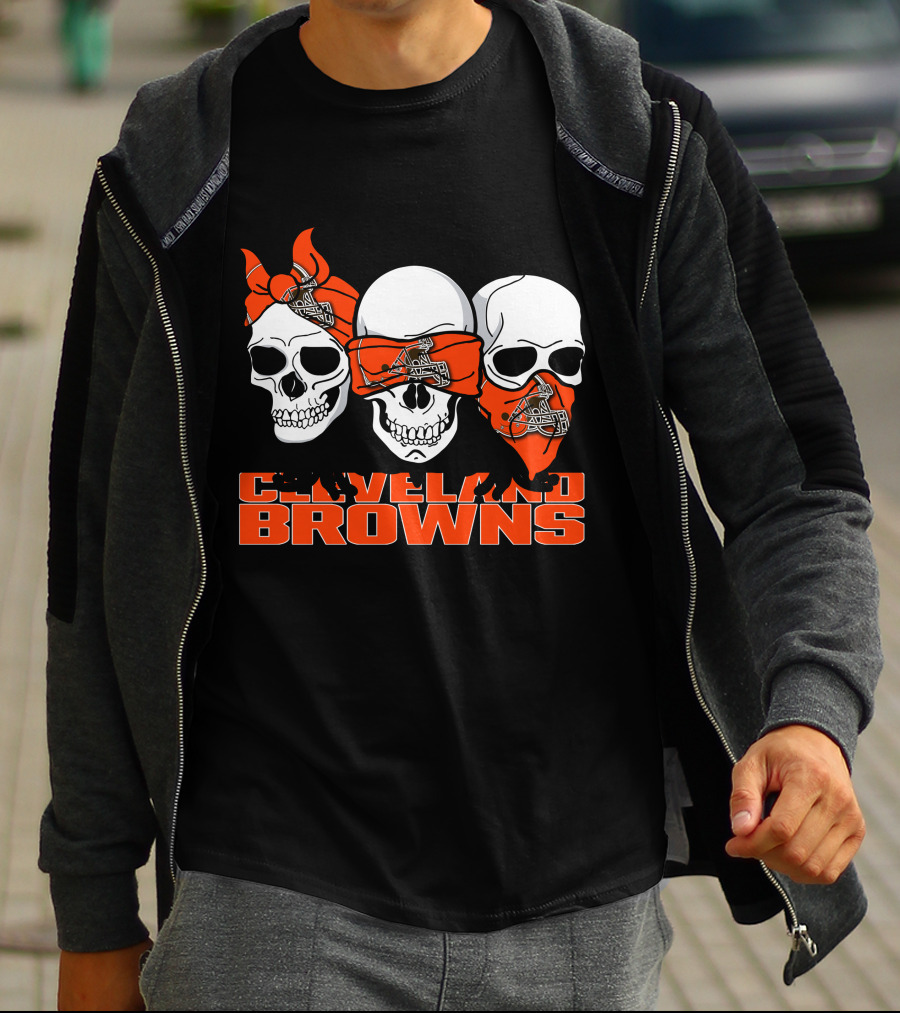 3 Skull CLEVELAND BROWNS Helmet Bandanas T-Shirt