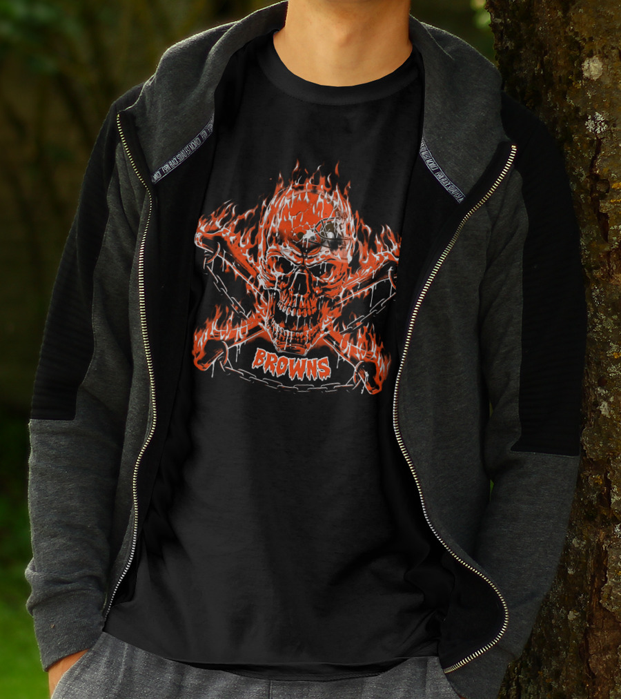 Cleveland Browns Flaming Skull And Crossbones T-Shirt