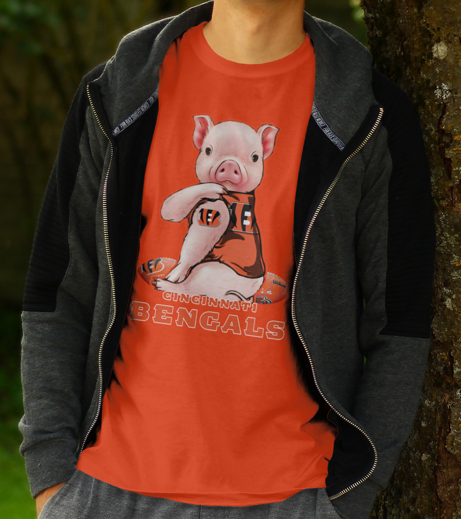 Cincinnati Bengals Pig With Football T-Shirt