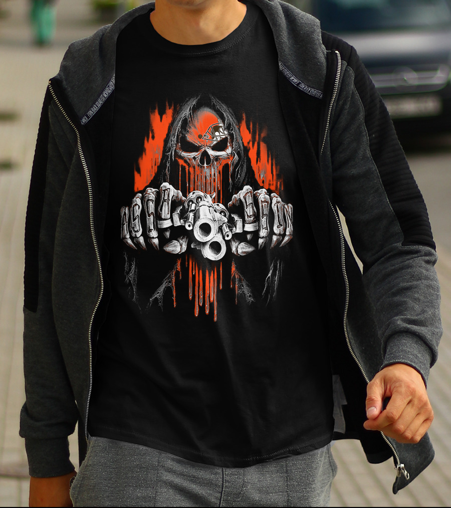 Cleveland Browns 52 Skull Grinning Reaper With Cleveland Helmet And Orange Flames T-Shirt