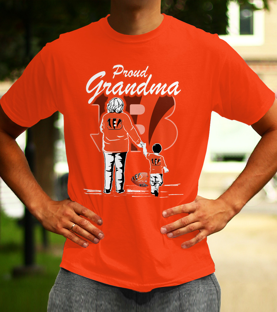 Proud Grandma Cincinnati Bengals Family Spirit Football Fan T-Shirt