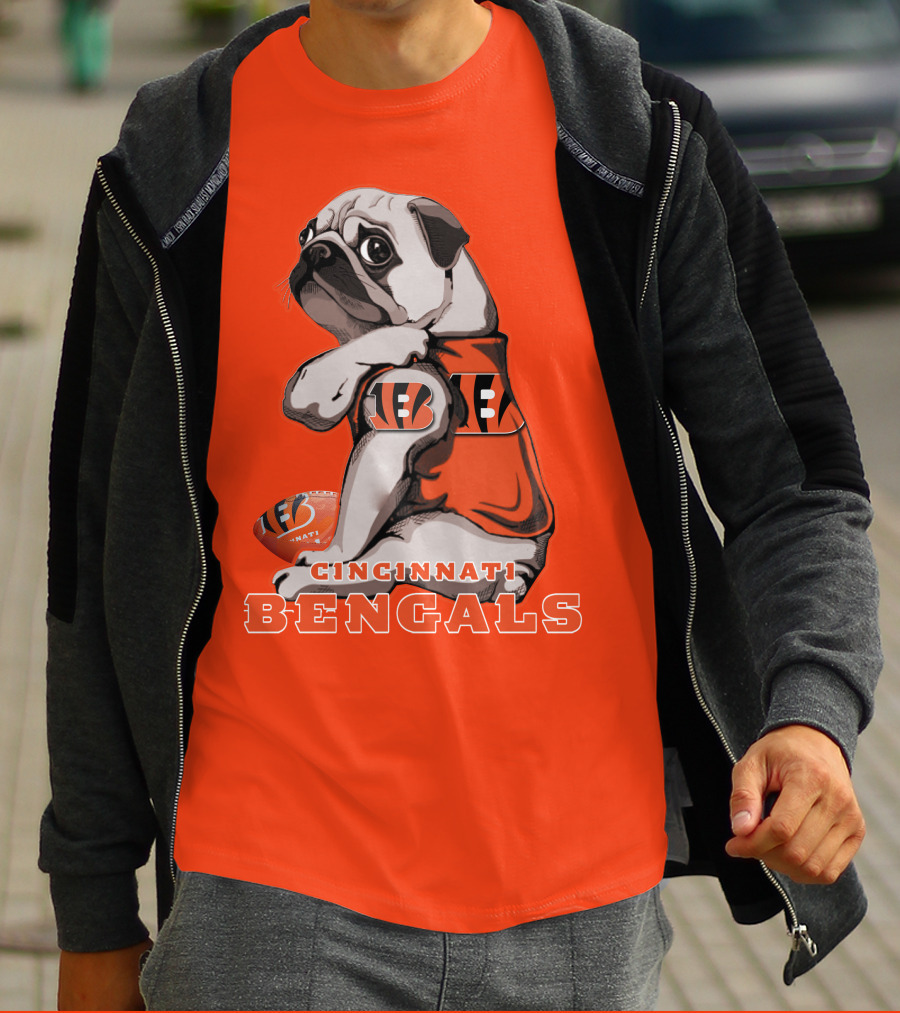 Cincinnati Bengals Pug Football Fan T-Shirt
