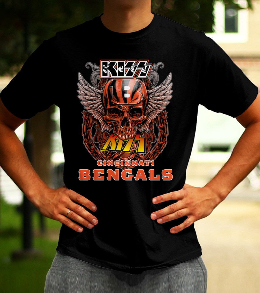 Kiss Cincinnati Bengals Skull Wings And Chains T-Shirt