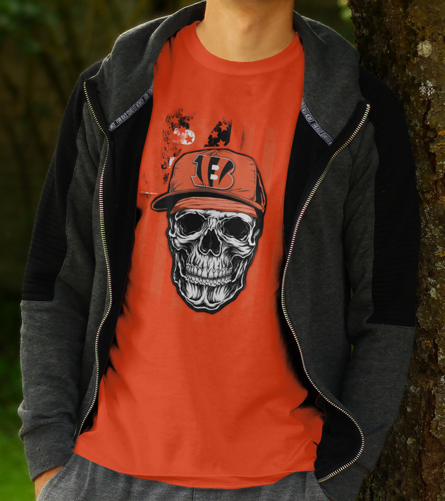 Skull V1 Cincinnati Bengals Hat American Flag Stripes T-Shirt