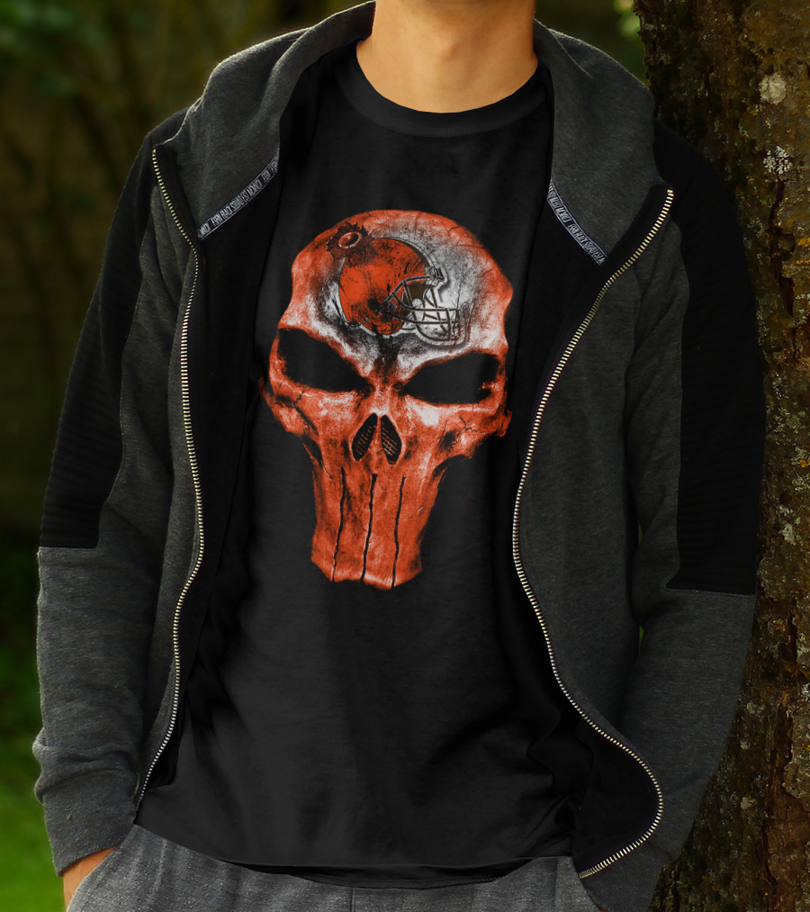 Cleveland Browns Skull Helmet 40 T-Shirt