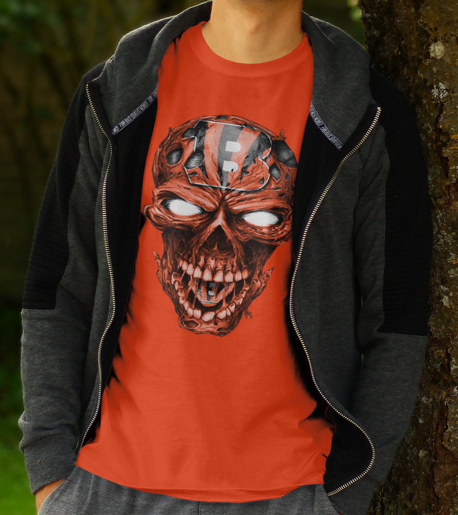 Cincinnati Bengals Skull V2 Creepy Horror Fan Gear T-Shirt