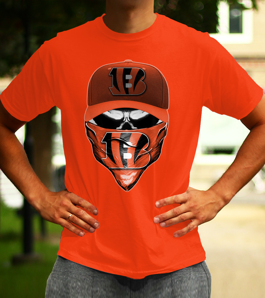 Cincinnati Bengals Skull Mask V6 T-Shirt