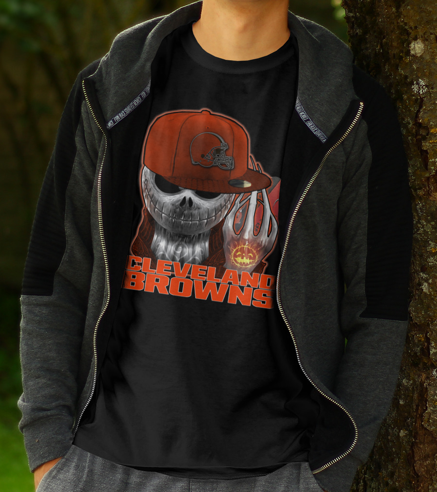 Cleveland Browns Jackskull Halloween Pumpkin Football T-Shirt