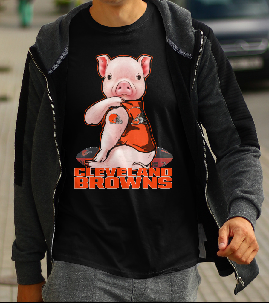 Cleveland Browns Pig With Team Logo Jersey And Football T-Shirt