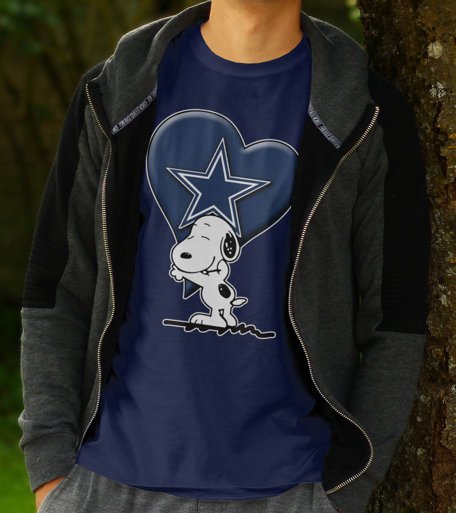 Snoopy Hugging Heart With Dallas Cowboys Star T-Shirt
