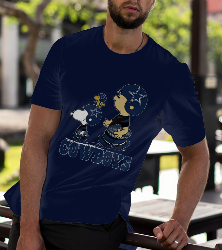 Snoopy Charlie Brown Dallas Cowboys Football Stars T-Shirt