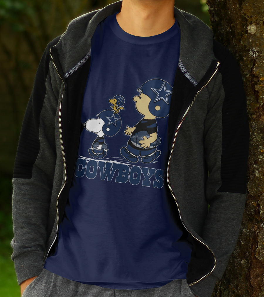 Snoopy Charlie Brown Dallas Cowboys Football Stars T-Shirt