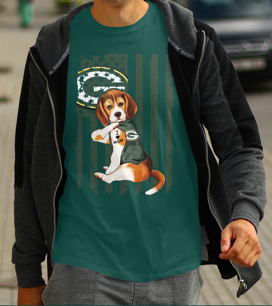 Beagle Wearing Green Bay Packers Jersey With I Love Mom Tattoo T-Shirt