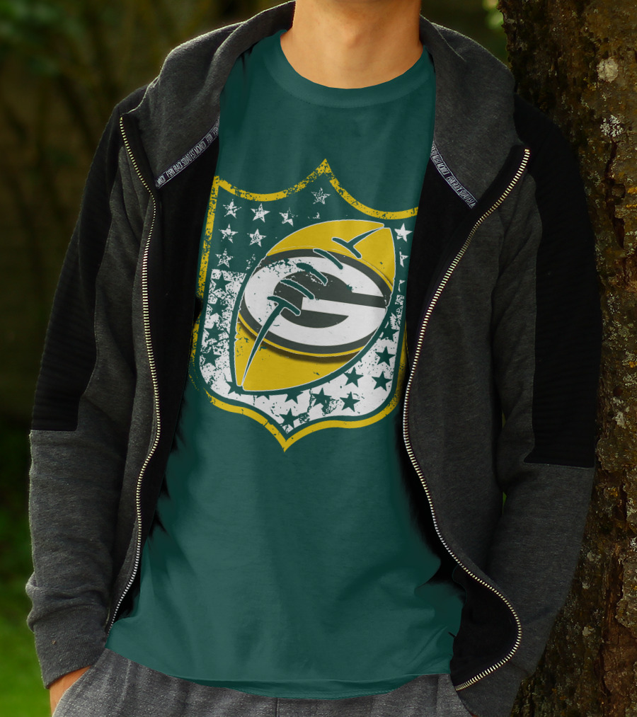 Green Bay Packers 33 Vintage Shield Football T-Shirt