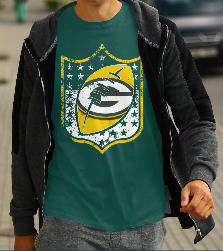 Green Bay Packers 33 Vintage Shield Football T-Shirt