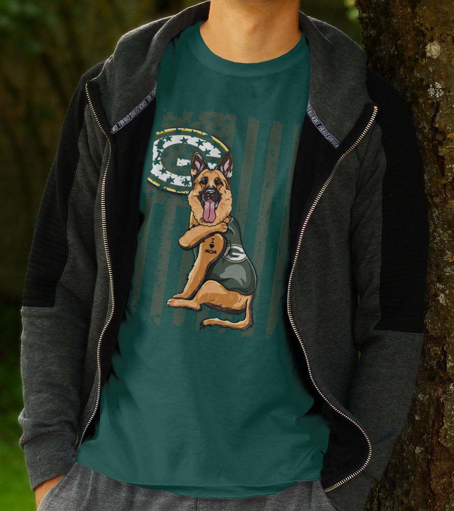 German Shepherd I Love Mom Green Bay Packers Fan T-Shirt