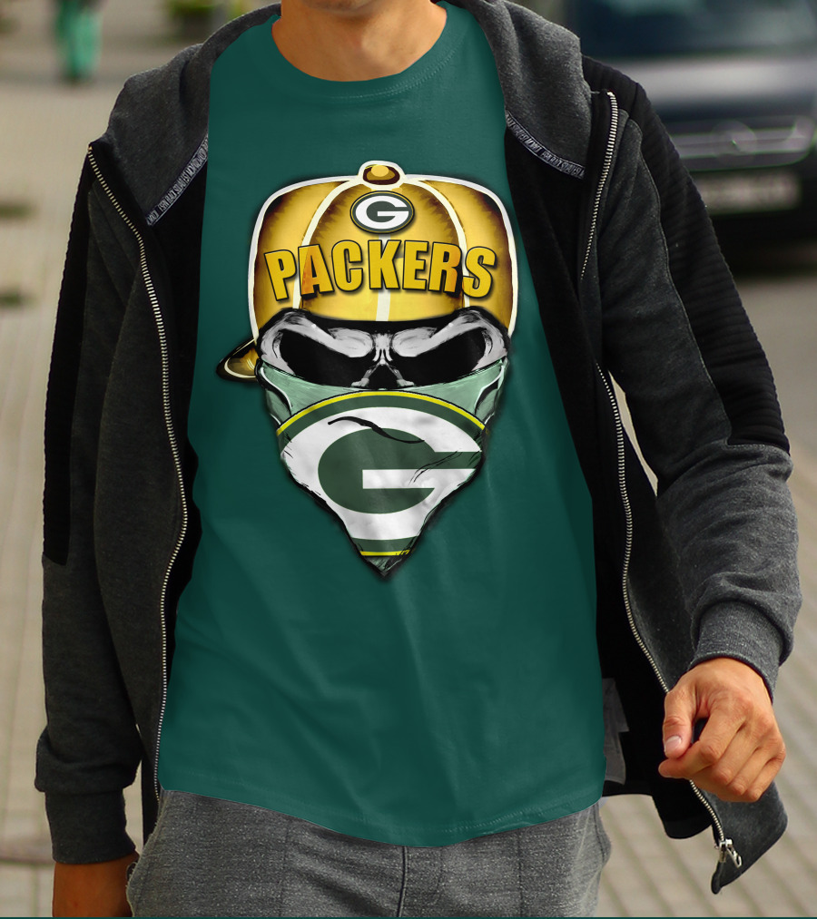 Packers Skull Bandana Hard Hat G Logo Green Bay 29 T-Shirt