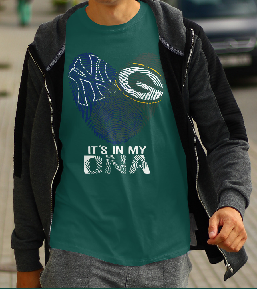 New York Yankees Green Bay Packers It's In My Dna T-Shirt