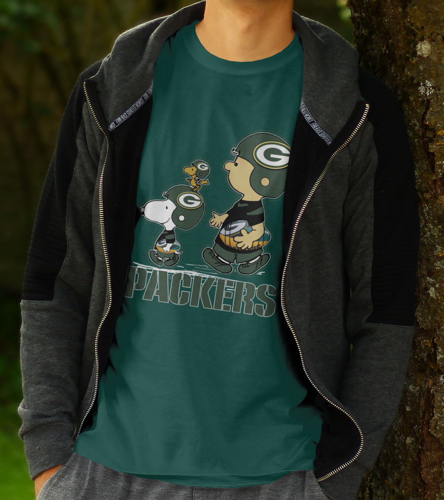 Snpfootball Green Bay Packers Peanuts Characters T-Shirt