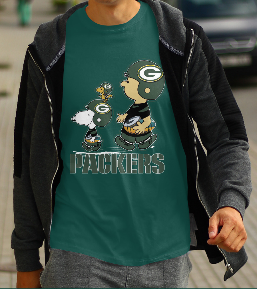 Snpfootball Green Bay Packers Peanuts Characters T-Shirt