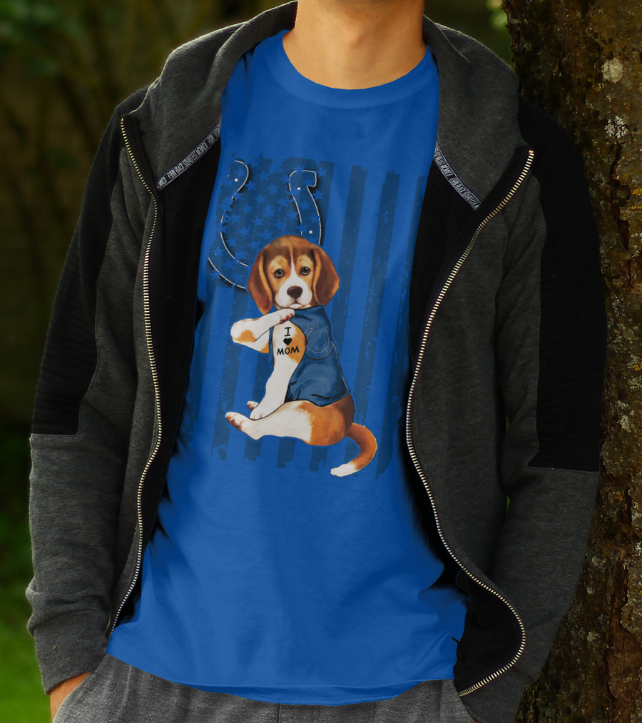 Beagle Wearing I Love Mom Indianapolis Colts Shirt With Horseshoe T-Shirt