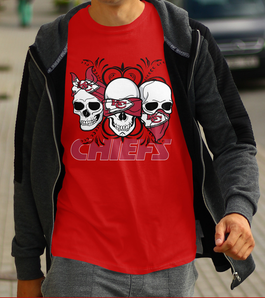 Kansas City Chiefs 3 Skull Bandanas T-Shirt