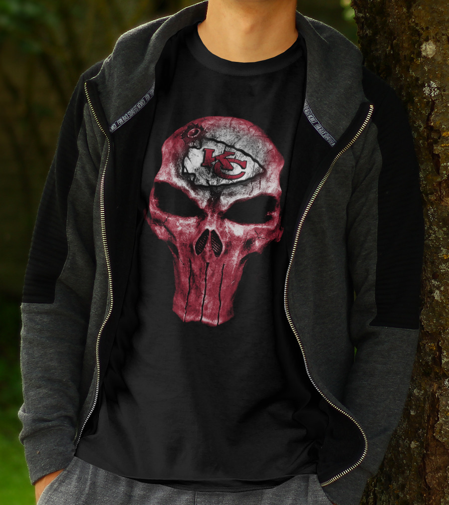 Kansas City Chiefs Skull Logo Art T-Shirt