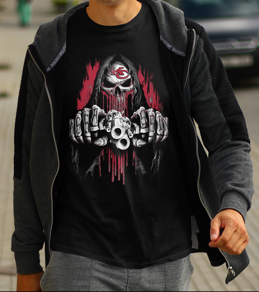 Kansas City Chiefs Grim Reaper With Knuckle Lettering And Skull T-Shirt
